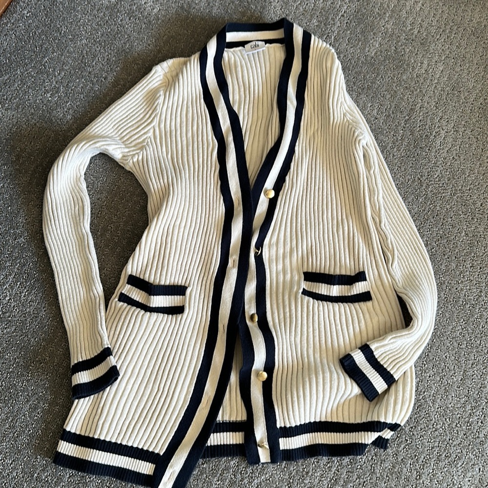 Varsity sweater size S